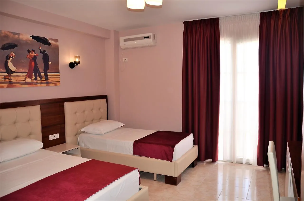 דורס Hotel Virginia 3*,  אלבניה